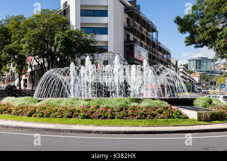 La Rotunda do Infante è raffigurato in Funchal sull'isola portoghese di Madeira. Foto Stock