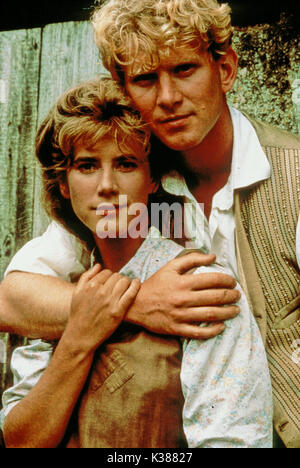 UNA STORIA ESTIVA JAMES WILBY E IMOGEN STUBBS UN POLYGRAM FILMÒ INTRATTENIMENTO UNA STORIA ESTIVA JAMES WILBY E IMOGEN STUBBS UN INTRATTENIMENTO FILMATO POLYGRAM data: 1988 Foto Stock