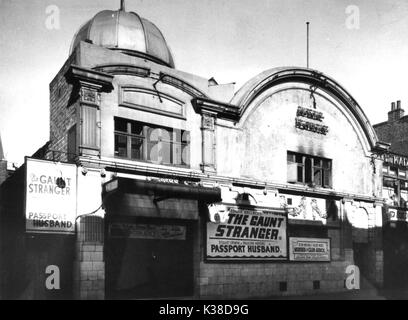 IMPERIAL PLAYHOUSE CINEMA POTOBELLO ROAD NOTTING HILL GATE WEST LONDON IMPERIAL PLAYHOUSE CINEMA POTOBELLO ROAD NOTTING HILL GATE WEST LONDON Foto Stock