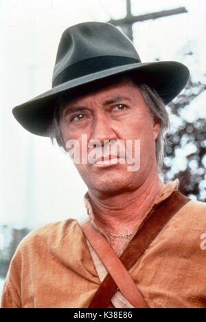 KUNG fu: LA LEGGENDA CONTINUA DAVID CARRADINE, come Kwai Chang Caine PUBBLICATO DALLA WARNER BROS. TELEVISION KUNG fu: LA LEGGENDA CONTINUA DAVID CARRADINE, nei panni di Kwai Chang Caine Foto Stock