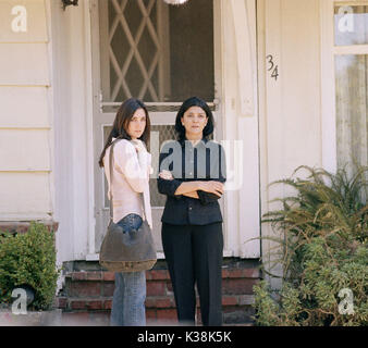 Casa di sabbia e nebbia Jennifer Connelly e SHOHREH AGHDASHLOO data: 2003 Foto Stock