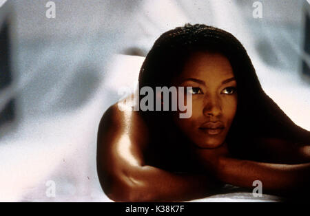 Come stella ha ottenuto la sua scanalatura indietro Angela Bassett data: 1998 Foto Stock