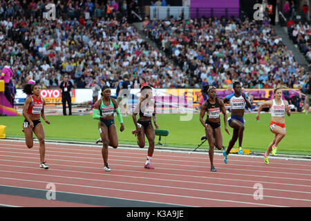 Ewa SWOBODA (Polonia), Desiree HENRY (Gran Bretagna), Elaine Thompson (Giamaica), il cristallo EMMANUEL (Canada), Rosangela Santos (Brasile), Mujinga KAMBUNDJI (Svizzera) a competere in donne 100m Semi-Final 2 al 2017, IAAF Campionati del Mondo, Queen Elizabeth Olympic Park, Stratford, Londra, Regno Unito. Foto Stock