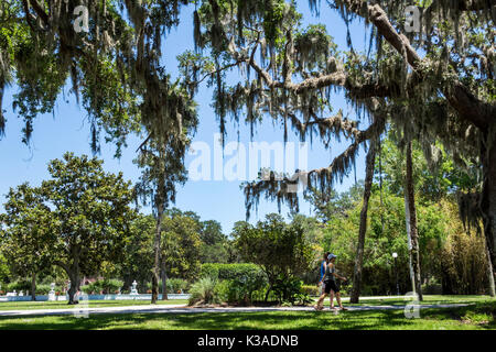 Georgia,Jekyll Island,Barrier Island,Jekyll Island Club Resort,quartiere storico,hotel hotel alberghi alloggio motel motel,River Waterview Drive,pathway,m Foto Stock