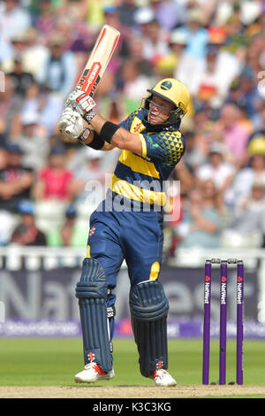 Glamorgan's Colin Ingram guarda su come egli è catturato da Birmingham la concessione Elliott durante la NatWest T20 Blast Finals giorno a Edgbaston, Birmingham. Foto Stock