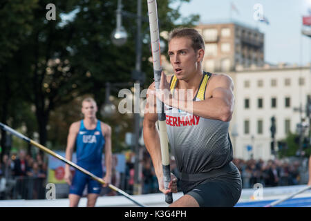 Berlino, Germania. 02Sep, 2017. Karsten Dilla, pole vault, GER, 02.09.2017, Credit: Uwe Koch/Alamy Live News Foto Stock