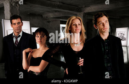 31-002 001 più vicina Clive Owen come Larry, Natalie Portman come Alice, Julia Roberts come Anna, Jude Law come Dan data: 2004 Foto Stock