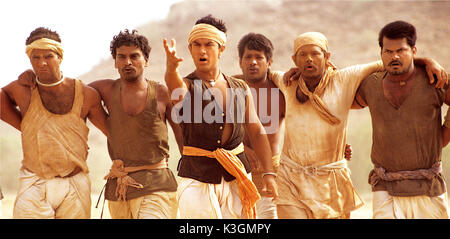 LAGAAN: UNA VOLTA IN INDIA AAMIR KHAN data: 2001 Foto Stock