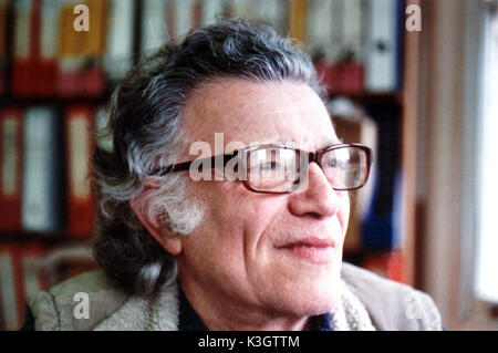 FRED ZENTNER che possedeva e gestiva IL CINEMA BOOKSHOP in Great Russell Street, Londra per molti anni e che si è chiuso nel 2006 Foto Stock