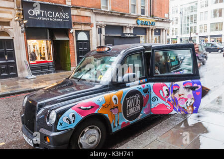 Inghilterra, Londra, Black Cab Taxi Foto Stock