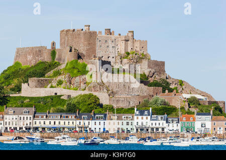 Regno Unito, Isole del Canale, Jersey, Gorey, Castello di Mont Orgueil Foto Stock