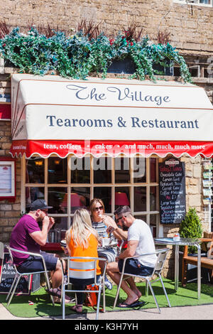 Inghilterra, Gloucestershire, Cotswolds, Bourton-on-the-acqua Foto Stock