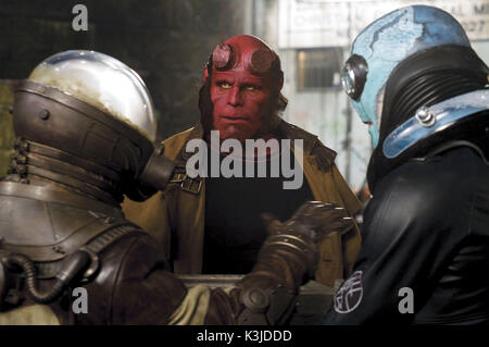 HELLBOY II: L'esercito dorato aka Hellboy 2 membri della B.P.R.D., protoplasmic mistico Johann data: 2008 Foto Stock