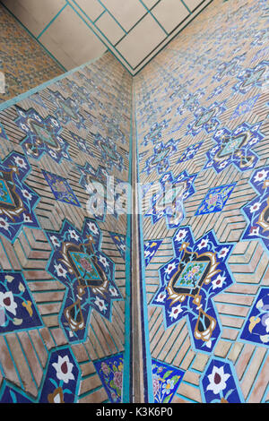 Iran, Teheran Niyavaran complesso palazzo, palazzo dell'ultimo Shah, tilework Foto Stock