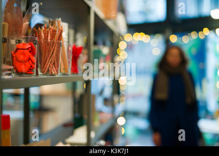 Paesi Bassi, Amsterdam, fieno Design Store, interno Foto Stock