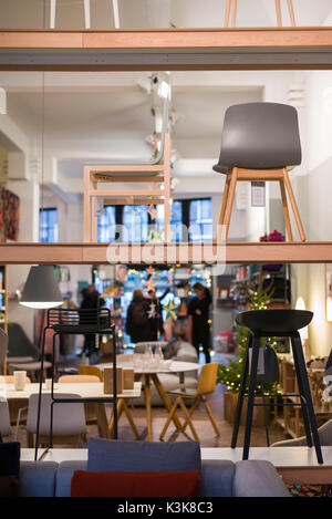 Paesi Bassi, Amsterdam, fieno Design Store, interno Foto Stock