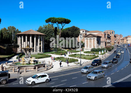 Italia Roma Piazza della Bocca della Verita' Via Luigi Petroselli Foto Stock