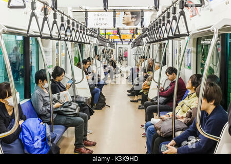 Giappone, Hoshu, Tokyo, treno passeggeri Foto Stock