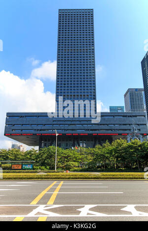 Stock Market Building a Shenzhen, uno dei tre mercati azionari in Cina. Gli altri due essendo Hong Kong e Shanghai. Foto Stock