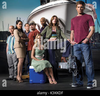 Serie DEXTER,2 C.S. LEE come Vince Masuka, LAUREN VELEZ come Lt. Maria Laguerta, James Remar come Harry Morgan David ZAYAS come Angel Batista, Erik re come Lt. James Doakes, JULIE BENZ come Rita Bennett, Jennifer Carpenter come Debra Morgan, Michael C. HALL come Dexter Morgan data: 2006 Foto Stock