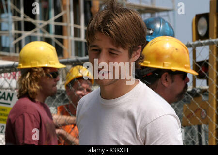 THE O.C. STAGIONE 2; episodio 1 The Distance Benjamin McKenzie nel ruolo di Ryan data: 2003 Foto Stock