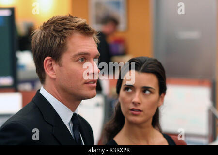 NAVY NCIS : NAVAL CRIMINAL INVESTIGATIVE SERVICE alias NCIS Series,4 / episodio,3 / HA SCELTO MICHAEL WEATHERLY come agente speciale Anthony DiNozzo, COTE DE PABLO come Ziva David data: 2003 Foto Stock