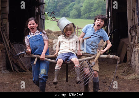 NANNY MCPHEE E IL BIG BANG aka NANNY MCPHEE restituisce [L-R] LIL WOODS, OSCAR STEER, ASA BUTTERFIELD data: 2010 Foto Stock