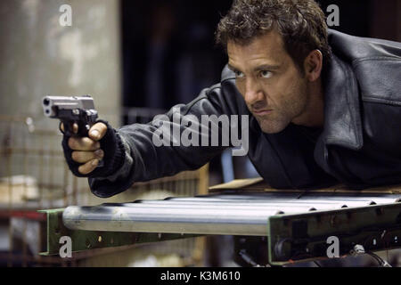 SHOOT 'em up [US 2007] Clive Owen shoot 'em up data: 2007 Foto Stock