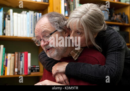 Un altro anno Jim Broadbent, Ruth Sheen UN ALTRO ANNO Jim Broadbent, Ruth Sheen data: 2010 Foto Stock