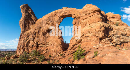 La torretta Arch, Arches National Park, Moab, Grand County, Utah, Stati Uniti d'America. Foto Stock