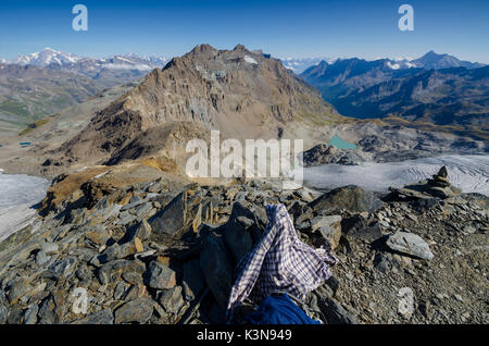 Vista a nord dalla cima della Becca della Traversiere, Valgrisenche, Valle d'Aosta, Italia Foto Stock