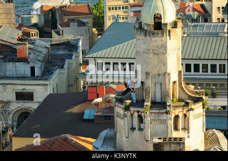Istanbul, Turchia - Luglio,4,2015:Istanbul scenario,tetti della città vecchia, vicino al Ponte di Galata,Istanbul, Turchia Foto Stock