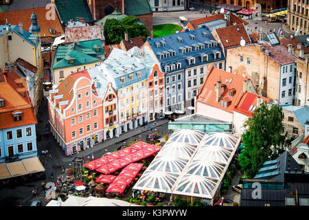 Riga, Lettonia, l'Europa. Le case colorate nel centro storico. Foto Stock