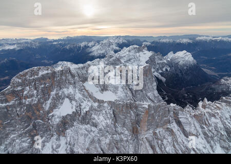 Vista aerea del picchi rocciosi del Monte Civetta Ampezzo Dolomiti Provincia di Belluno Veneto Italia Europa Foto Stock