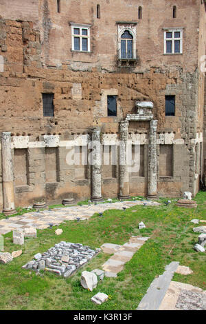 Dettagli del Foro Traiano e rovine simbolo dell'antico Impero Romano Roma Lazio Italia Europa Foto Stock