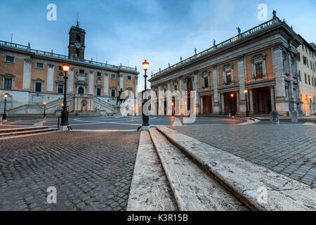 La piazza del Campidoglio dove divinità romana sono stati apprezzati e oggi sede del governo Roma Lazio Italia Europa Foto Stock