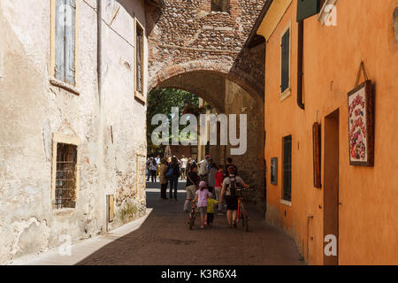 Peschiera del Garda, Italia. Fiume Mincio. Foto Stock