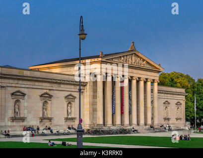 Ionische Glyptotek, stato raccolta di antichità greche e romane, Koenigsplatz Square a Monaco di Baviera, Baviera, Baviera, Germania, Europa Foto Stock