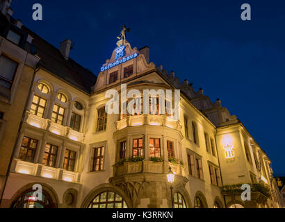 Hofbraeuhaus, famosa Sala della birra di Monaco di Baviera, Germania, Europa Foto Stock