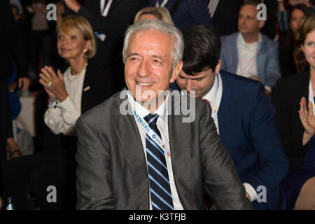 Berlino, Germania. 03Sep, 2017. Peter Ramsauer durante la TV - elezione - duello, Dott.ssa Angela Merkel - CDU vs. Martin Schulz - DOCUP, GER, 03.09.2017, Foto: Uwe Koch/fotobasis.de Credito: Uwe Koch/Alamy Live News Foto Stock