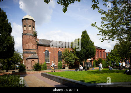 Landmark Stockport Centro Città Cheshire in gtr manchester St Princess Street landmark negozio di abbigliamento rubato da Ivor Foto Stock