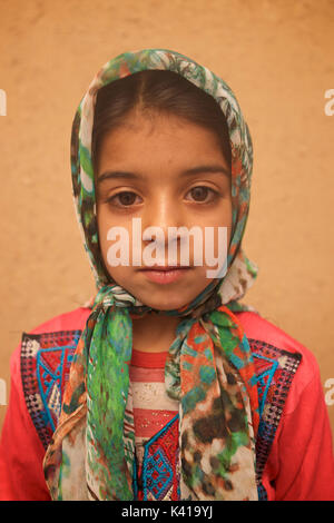 Ritratto di una ragazza iraniana, Yazd, Iran Foto Stock