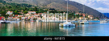 Vista panoramica del villaggio di Agia Efimia, isola di Cefalonia, Grecia. Foto Stock