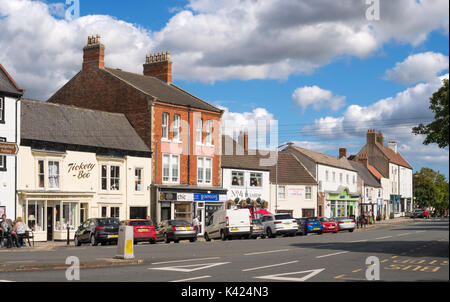 High Street, Sedgefield Town Center, Co. Durham, England, Regno Unito Foto Stock