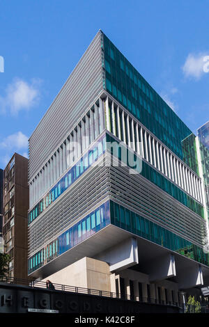 Questo edificio 180 Thomas Street, Haymarket, Sydney è stata progettata dagli architetti Bates Smart. Il suo abbastanza unico nel suo genere a causa delle sue caratteristiche sostenibile ad un Foto Stock