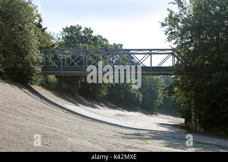 I membri' Banking e i membri' Bridge, Brooklands Museum, Weybridge, Surrey, Inghilterra, Gran Bretagna, Regno Unito, Gran Bretagna, Europa Foto Stock