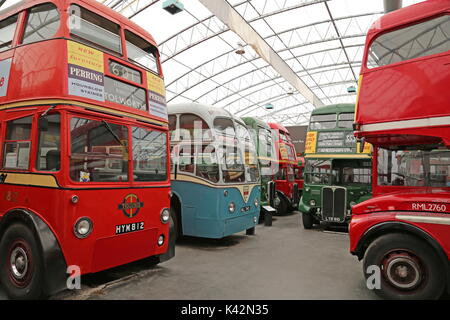 London Bus Museum, Weybridge, Surrey, Inghilterra, Gran Bretagna, Regno Unito, Gran Bretagna, Europa Foto Stock