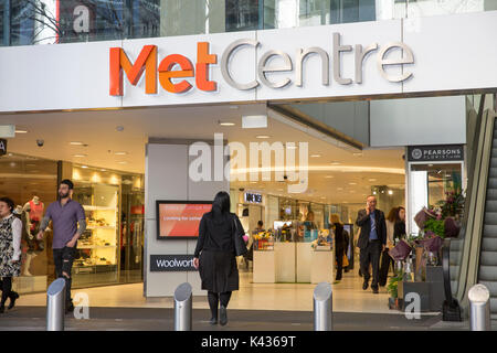 Metcenter centro shopping mall store in Sydney city center contiene il food court e la gamma di boutique retail store , Sydney , Australia Foto Stock