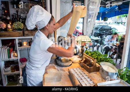 Miami Beach Florida, pane & vino la Trattoria, ristorante ristoranti cibo mangiare fuori caffè caffè bistrot, adulti adulta donna donna donna donna donna donna donna donna donna donna donna, Foto Stock