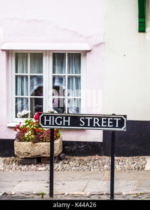 Generico tipico British High Street il nome della strada. Foto Stock